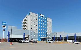 Hotel One Aeropuerto Queretaro